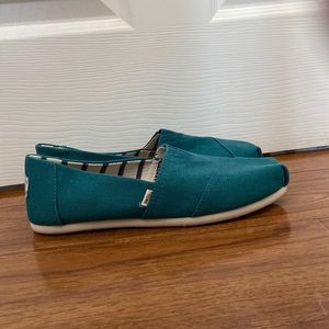 NWOT Toms Alpargata Teal Slip On